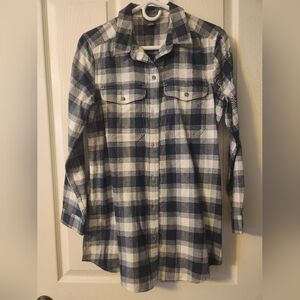 💙💙 Eddie Bauer Women's Blue and White Plaid Button-Up Shirt